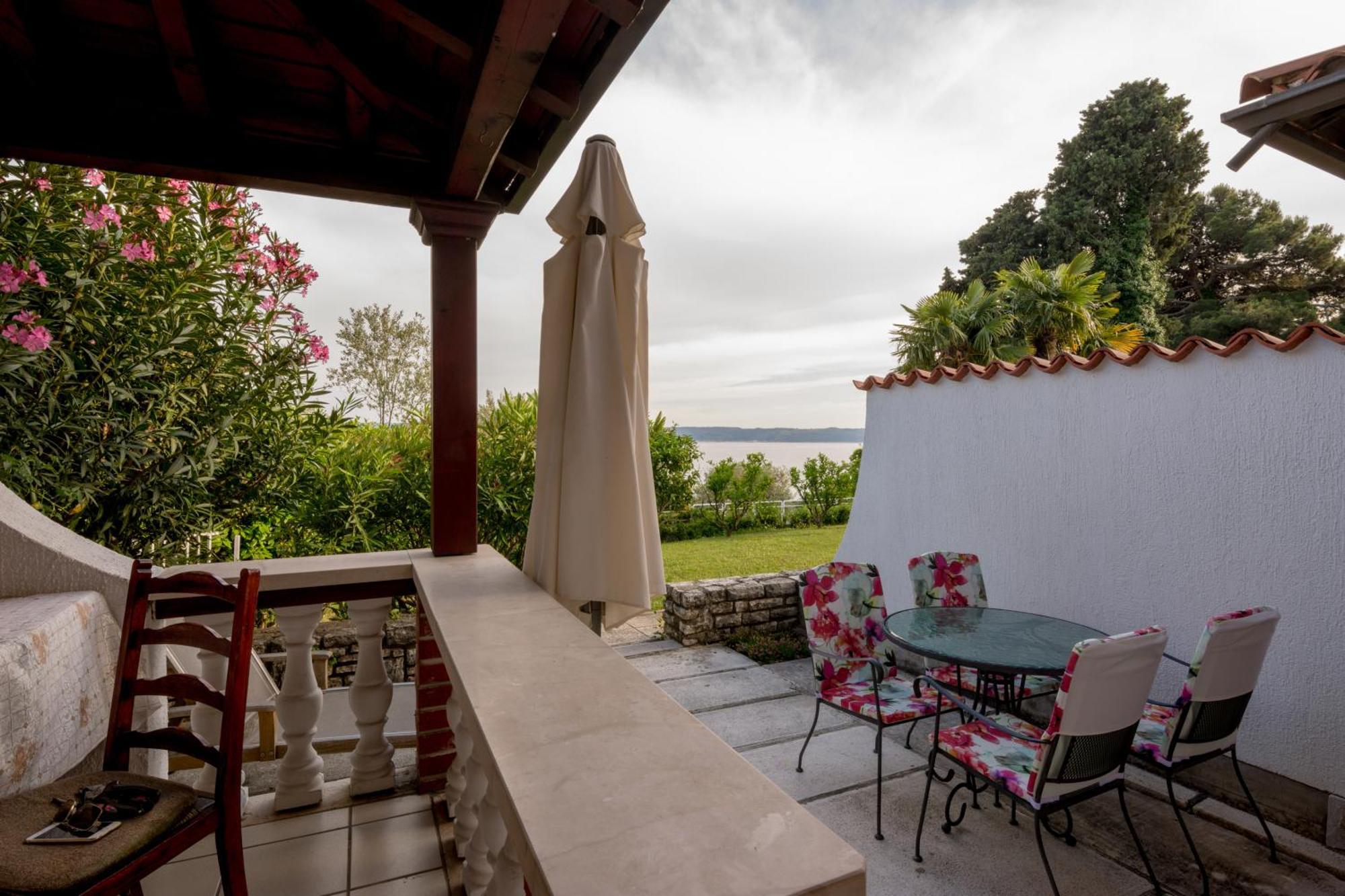 Ferienwohnung Baki Portorose Exterior foto